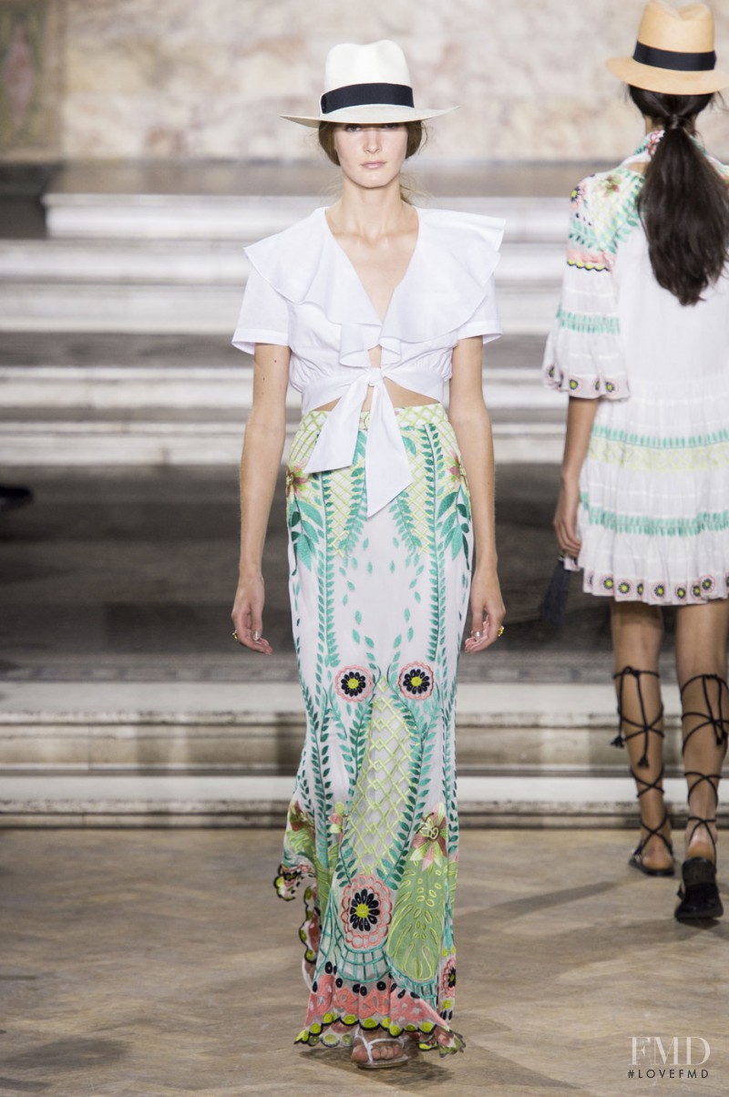 Temperley London fashion show for Spring/Summer 2016