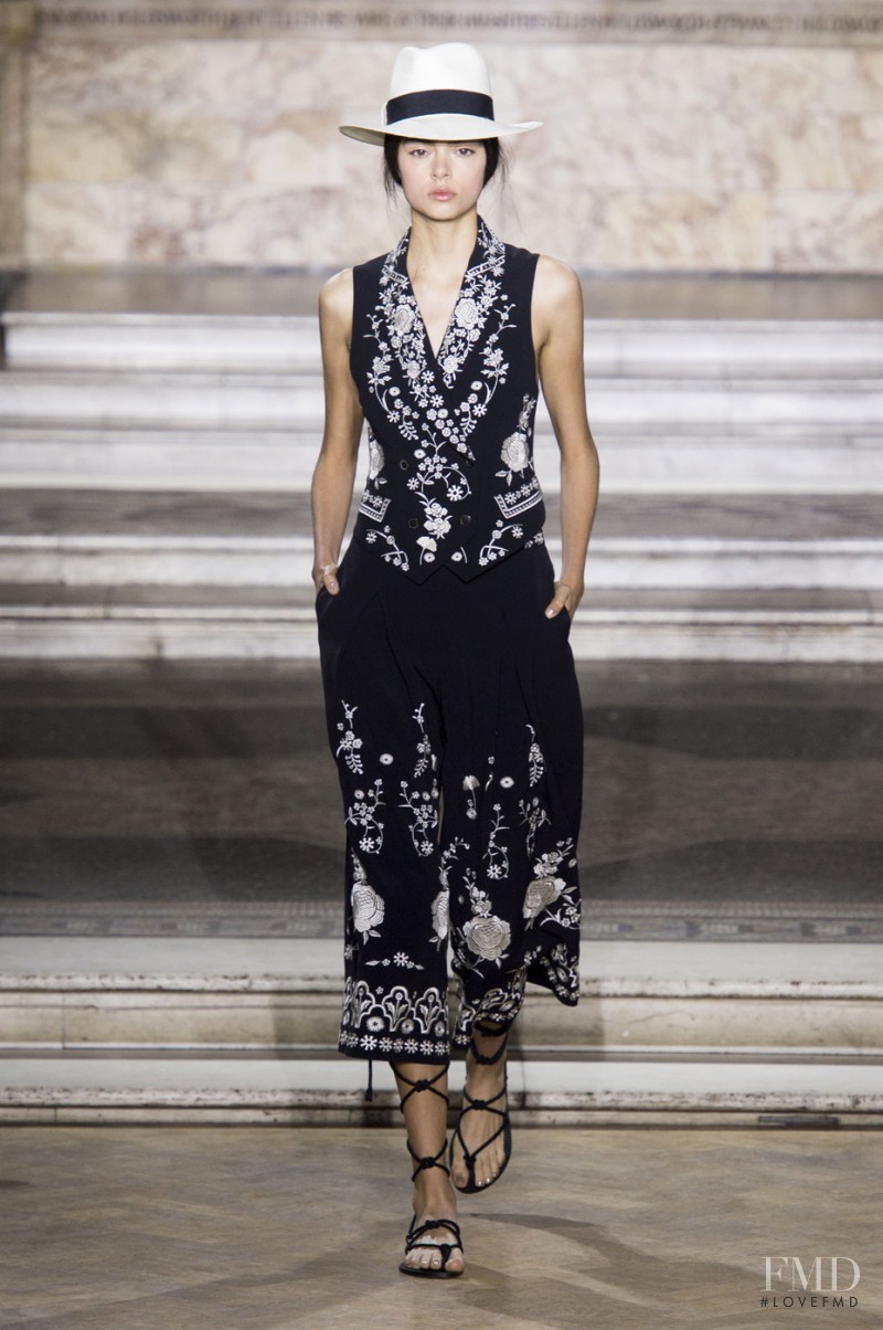 Temperley London fashion show for Spring/Summer 2016