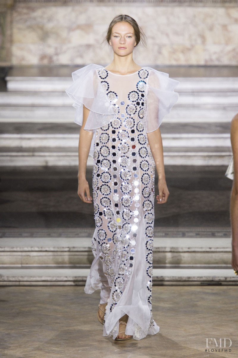 Temperley London fashion show for Spring/Summer 2016