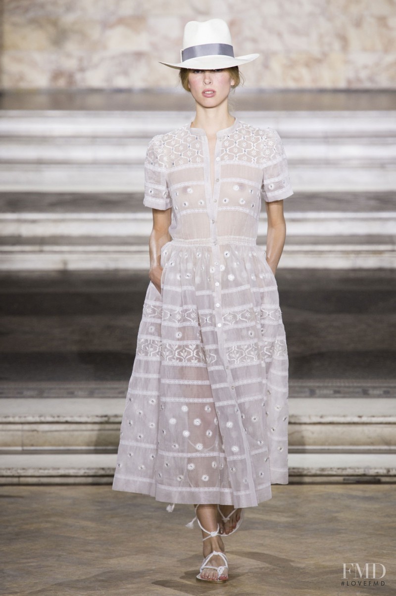 Temperley London fashion show for Spring/Summer 2016