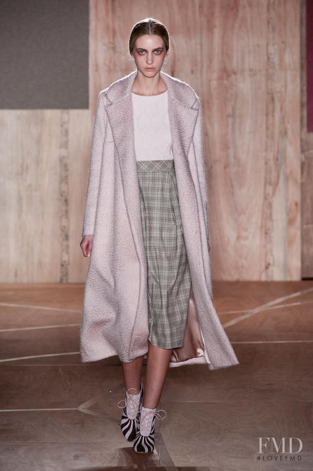 Roksanda Ilincic fashion show for Autumn/Winter 2013