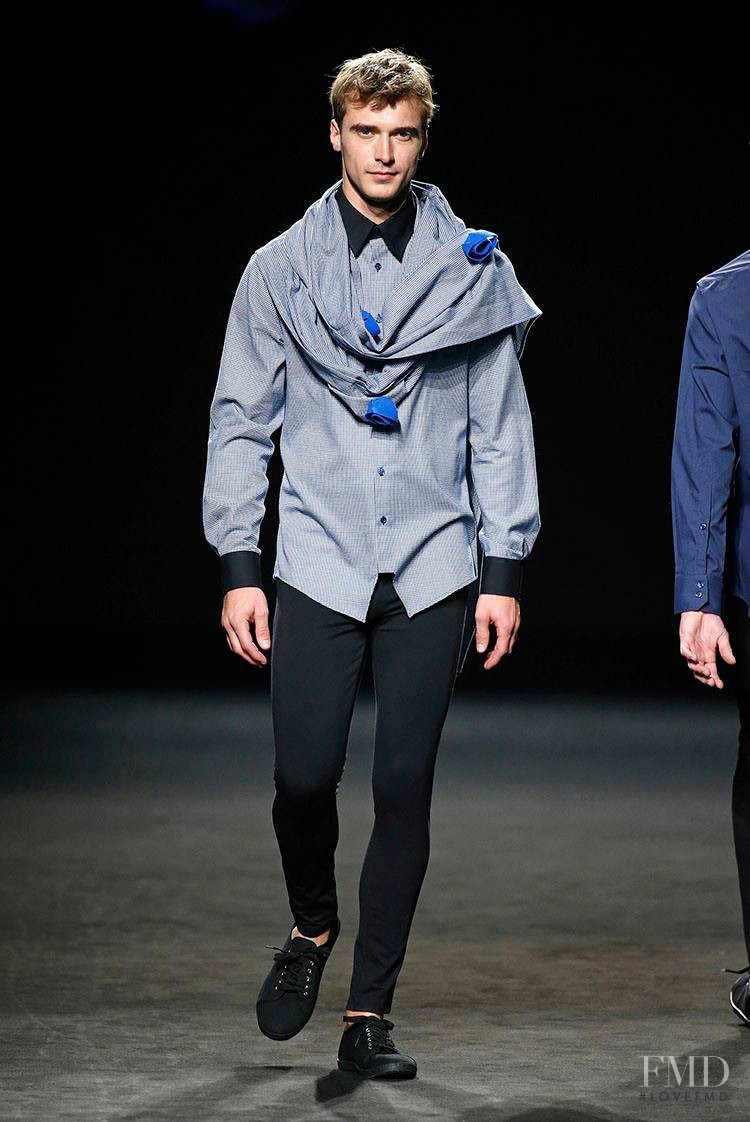 Edgar Carrascal fashion show for Autumn/Winter 2015