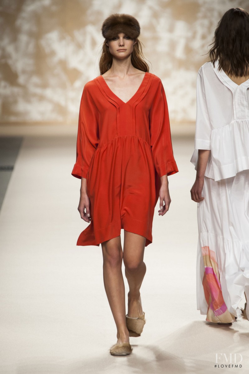 Simonetta Ravizza fashion show for Spring/Summer 2016