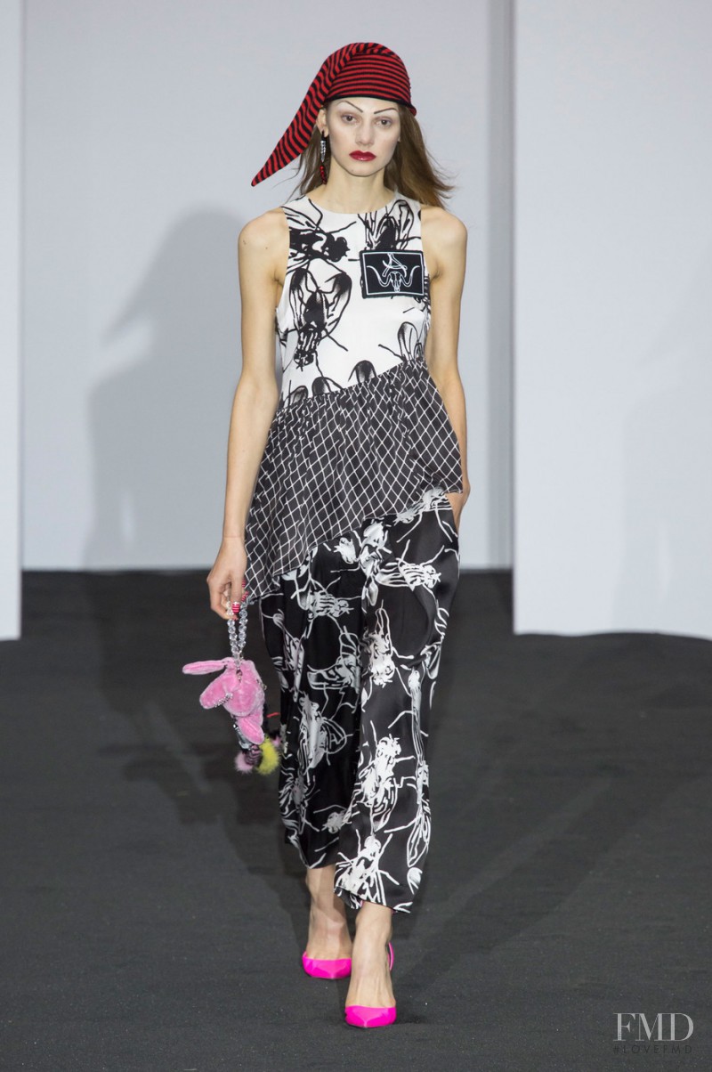 Eva Saadi Schimmel featured in  the Ashley Williams fashion show for Spring/Summer 2016