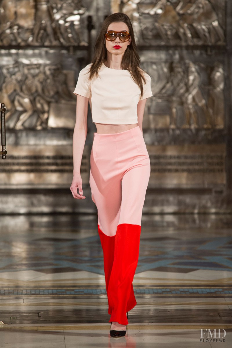 Jaque Cantelli featured in  the Felder Felder fashion show for Spring/Summer 2016