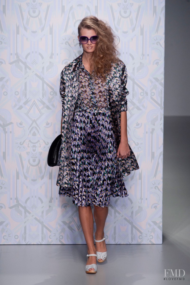 Holly Fulton fashion show for Spring/Summer 2014