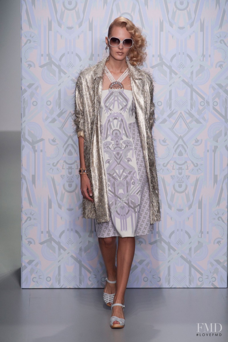 Holly Fulton fashion show for Spring/Summer 2014