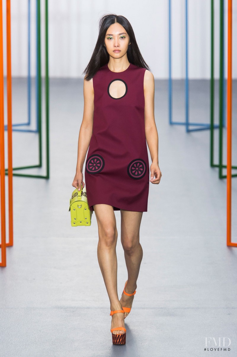 Holly Fulton fashion show for Spring/Summer 2016