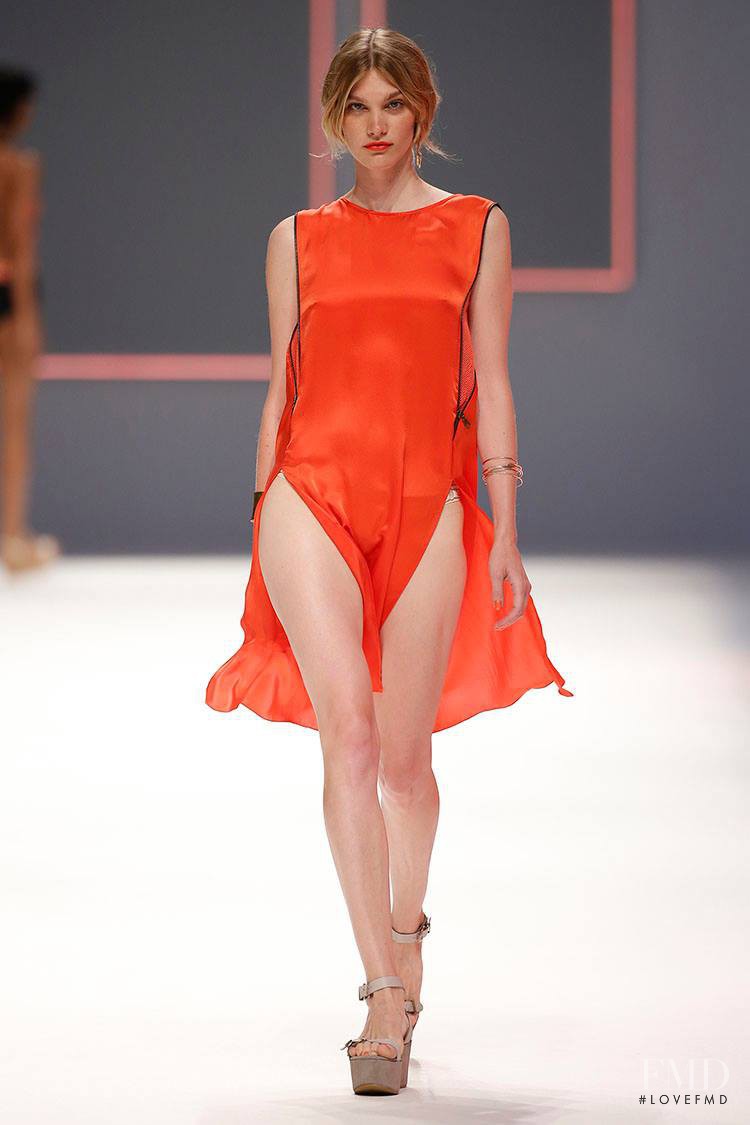 Irina Nikolaeva featured in  the Guillermina Baeza fashion show for Spring/Summer 2016
