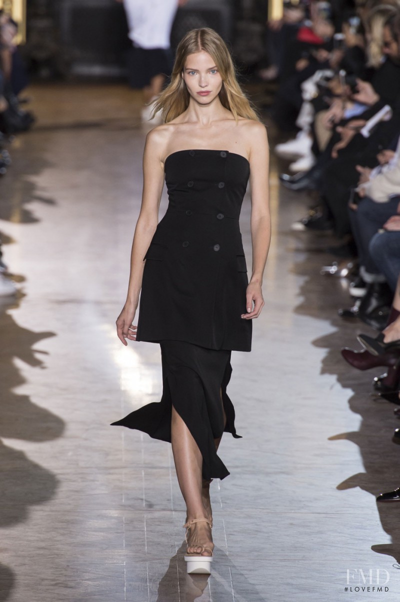 Sasha Luss featured in  the Stella McCartney fashion show for Spring/Summer 2016