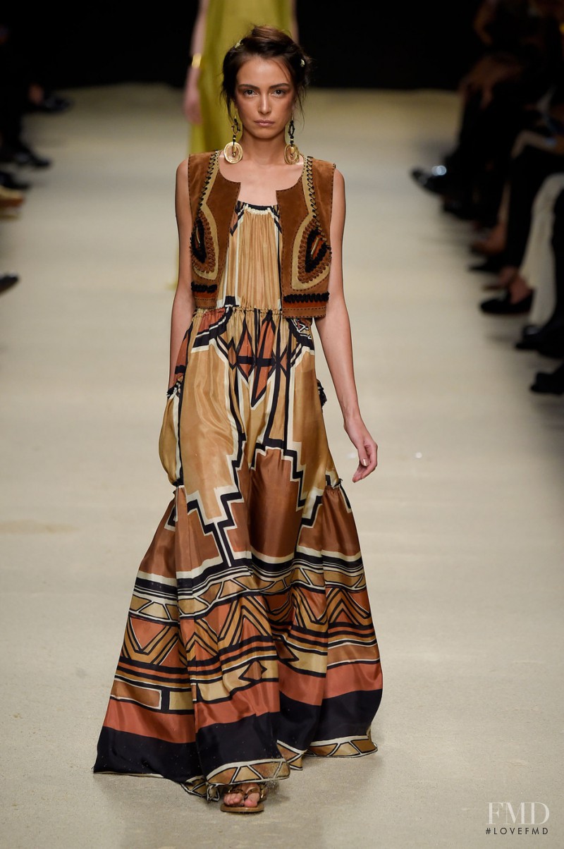 Alberta Ferretti fashion show for Spring/Summer 2016