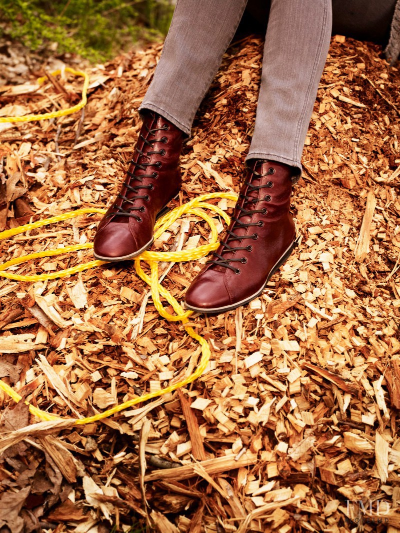 Tod\'s No_Code advertisement for Autumn/Winter 2012