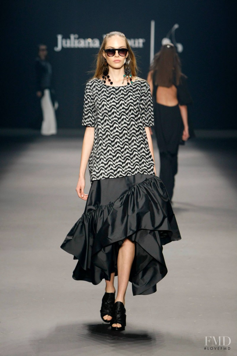 Juliana Jabour fashion show for Autumn/Winter 2014