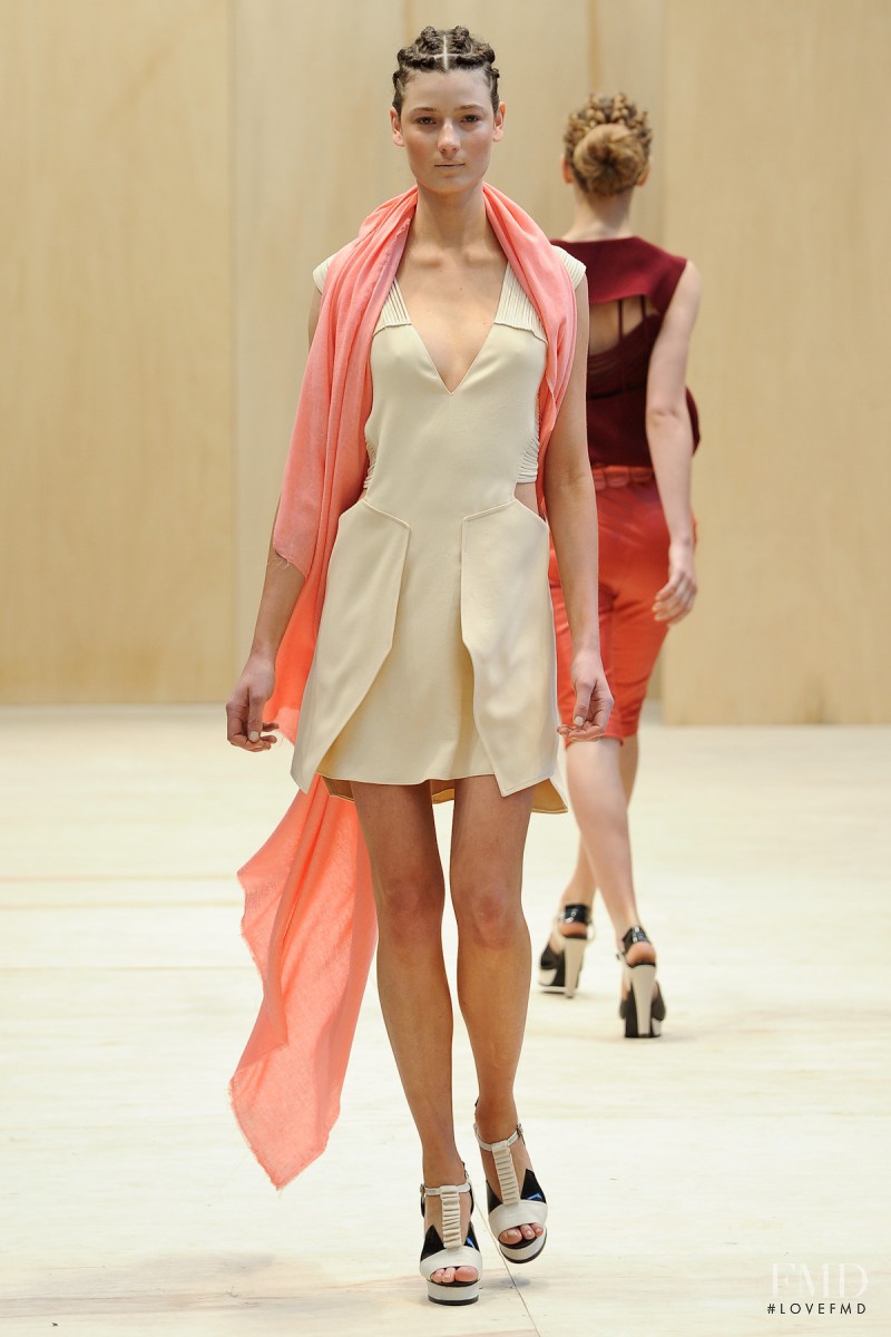 Paula Raia fashion show for Spring/Summer 2012