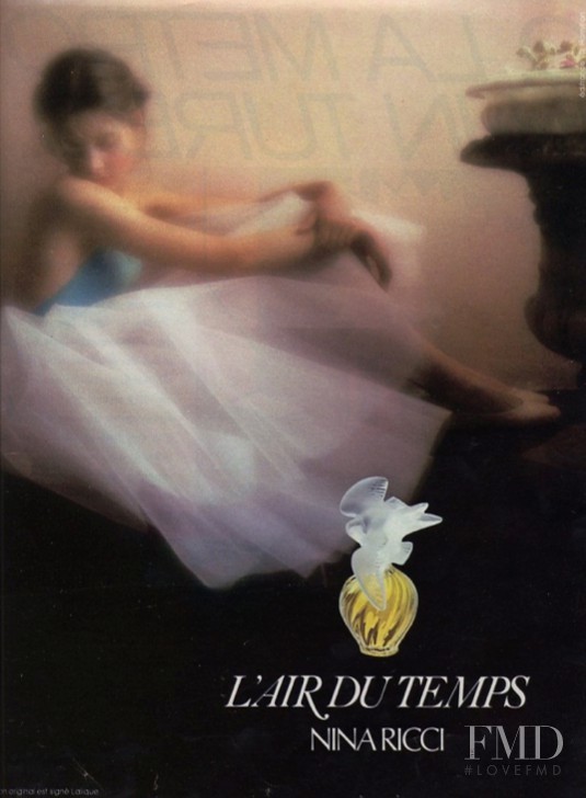 Nina Ricci L\'Air du Temps Fragrance advertisement for Spring/Summer 1985