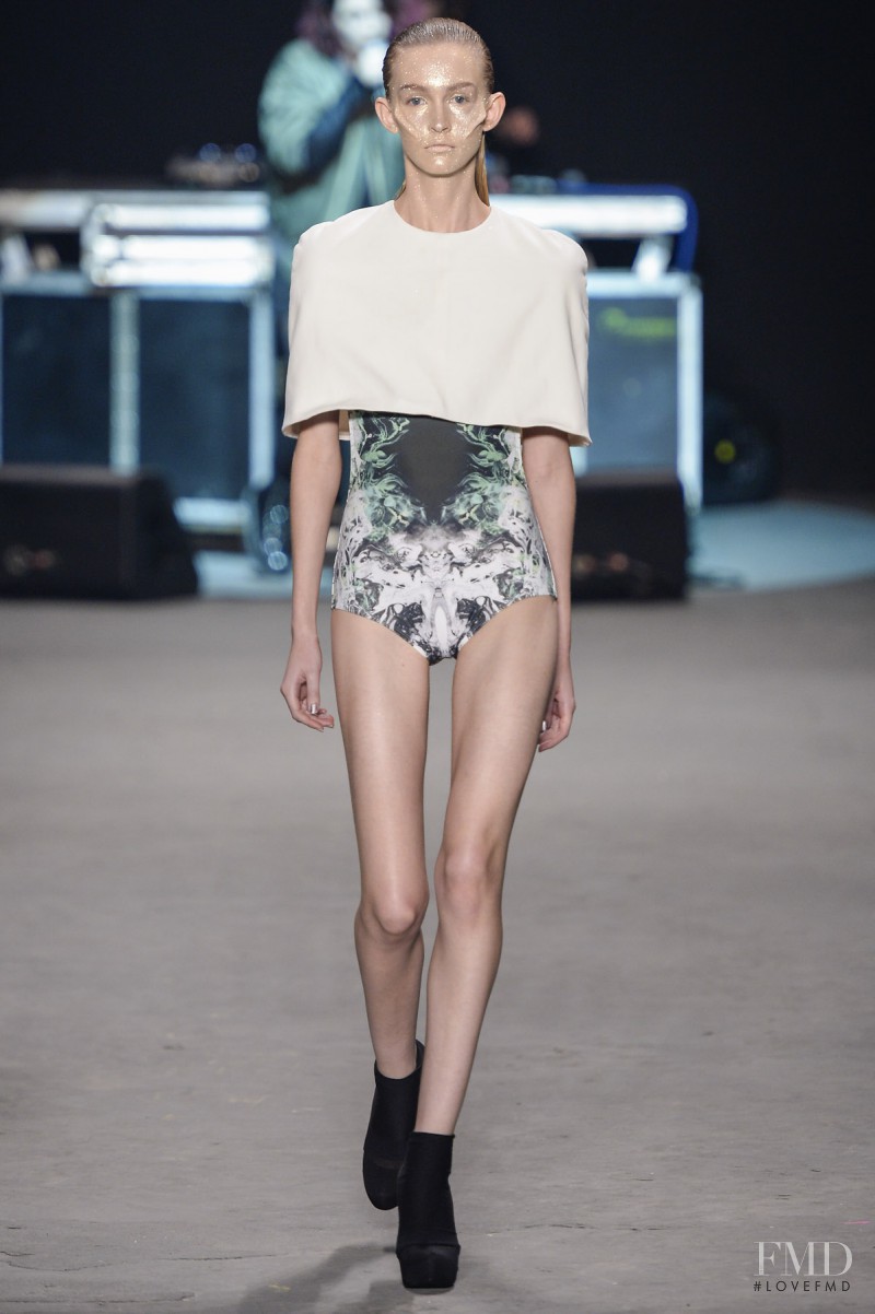 Auslï¿½nder fashion show for Autumn/Winter 2014