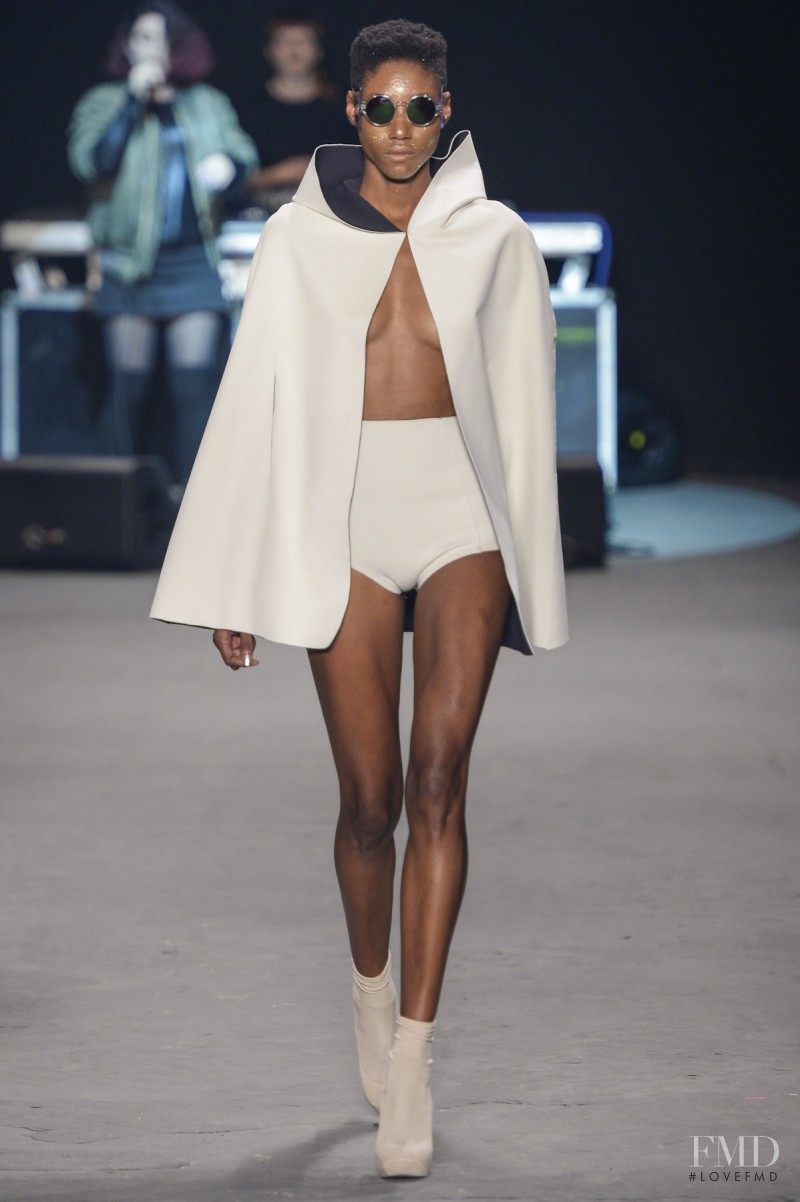 Auslï¿½nder fashion show for Autumn/Winter 2014