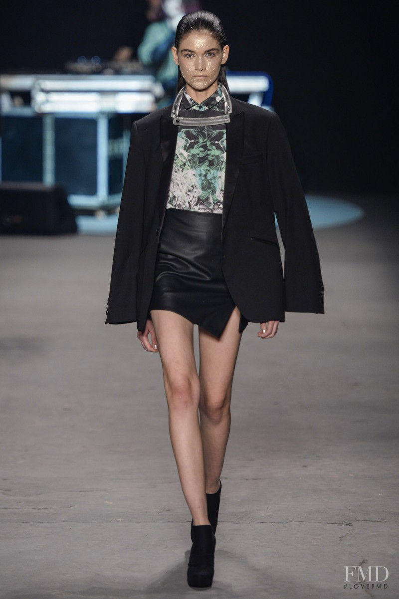 Auslï¿½nder fashion show for Autumn/Winter 2014