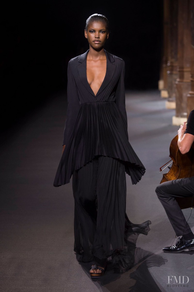 Vionnet fashion show for Spring/Summer 2016