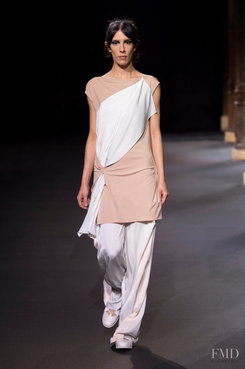 Jamie Bochert featured in  the Vionnet fashion show for Spring/Summer 2016