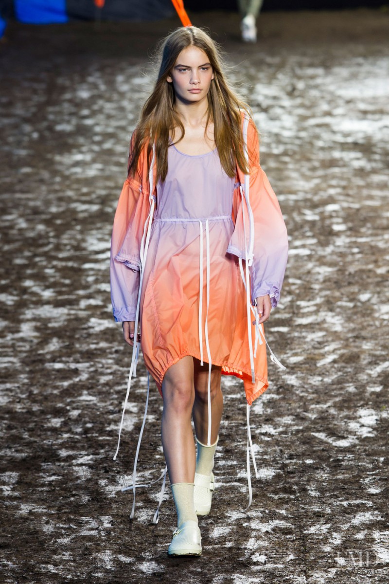 Nina Marker featured in  the Hunter fashion show for Spring/Summer 2016