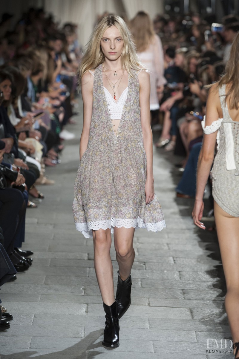 Zlata Semenko featured in  the Philosophy di Lorenzo Serafini fashion show for Spring/Summer 2016