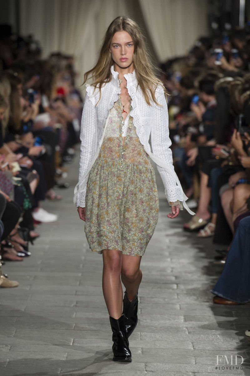 Julia Jamin featured in  the Philosophy di Lorenzo Serafini fashion show for Spring/Summer 2016