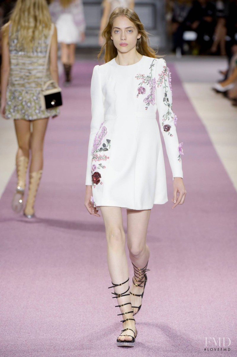 Odette Pavlova featured in  the Giambattista Valli fashion show for Spring/Summer 2016