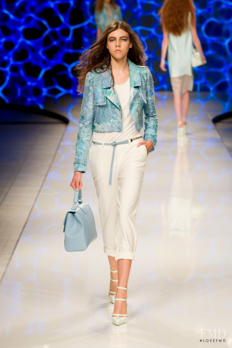 Lea Julian featured in  the Aigner fashion show for Spring/Summer 2016