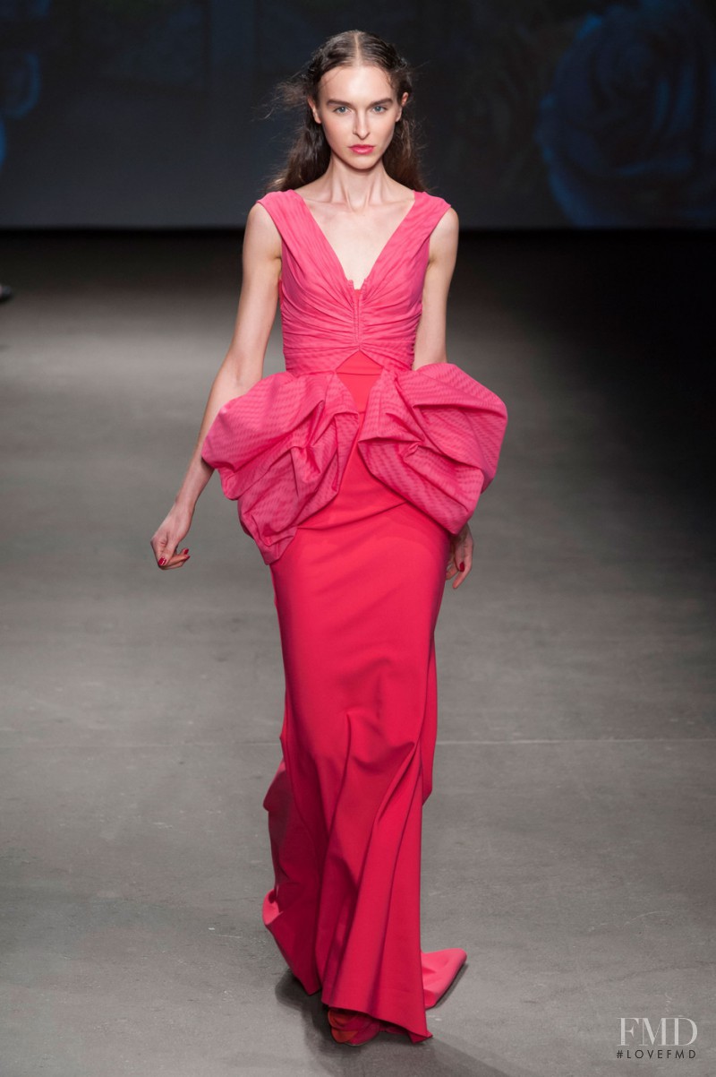 Chiara Boni La Petite Robe fashion show for Spring/Summer 2016