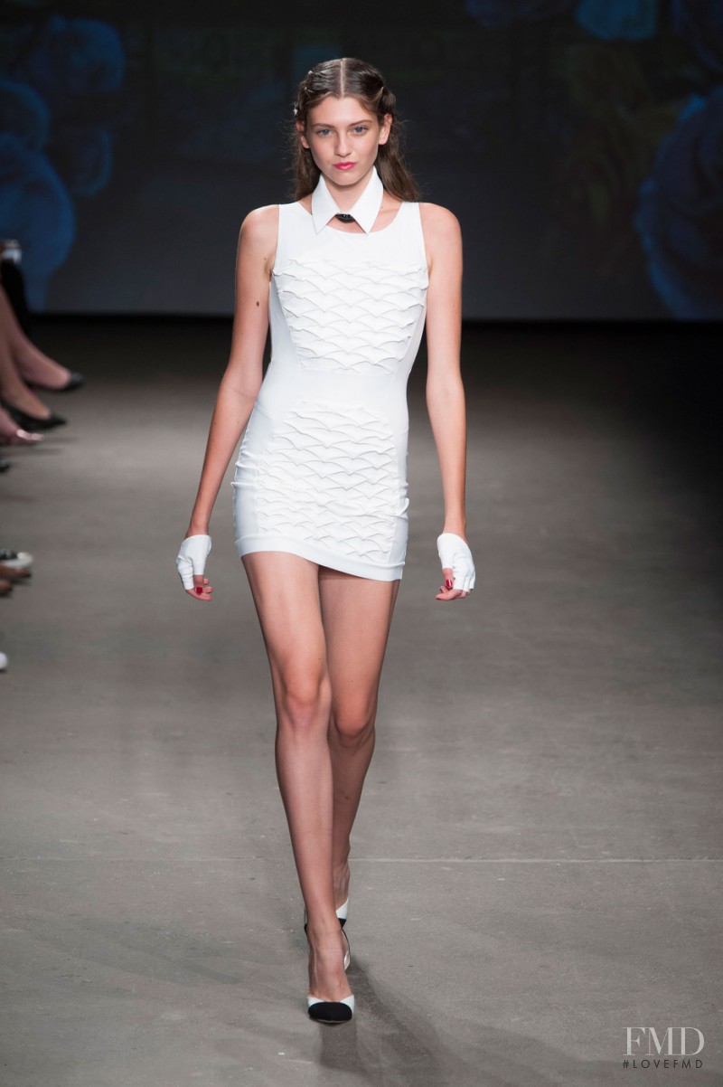 Chiara Boni La Petite Robe fashion show for Spring/Summer 2016