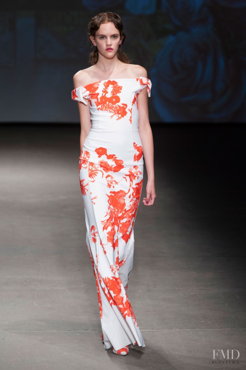 Chiara Boni La Petite Robe fashion show for Spring/Summer 2016