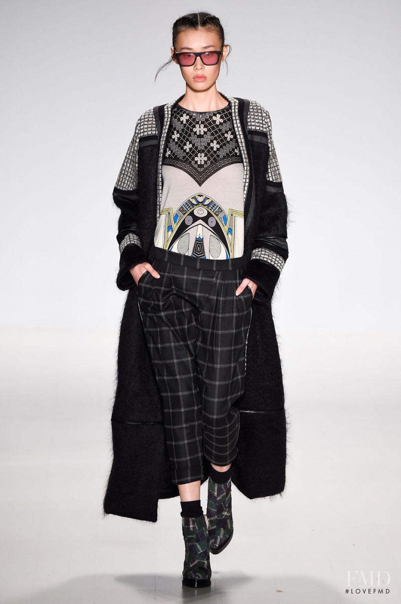 Meng Meng Wei featured in  the Custo Barcelona fashion show for Autumn/Winter 2015