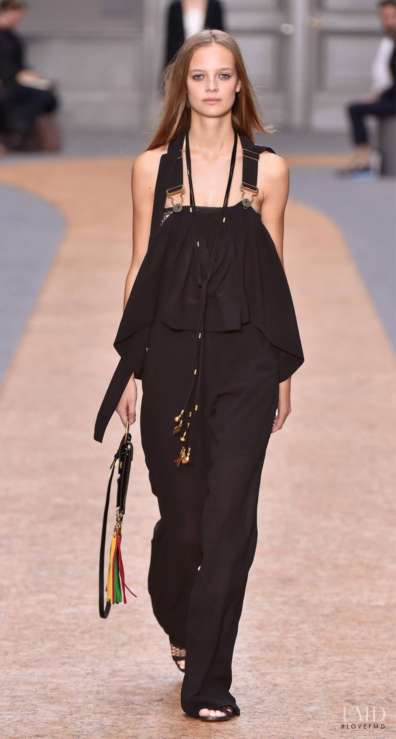 Ine Neefs featured in  the Chloe fashion show for Spring/Summer 2016