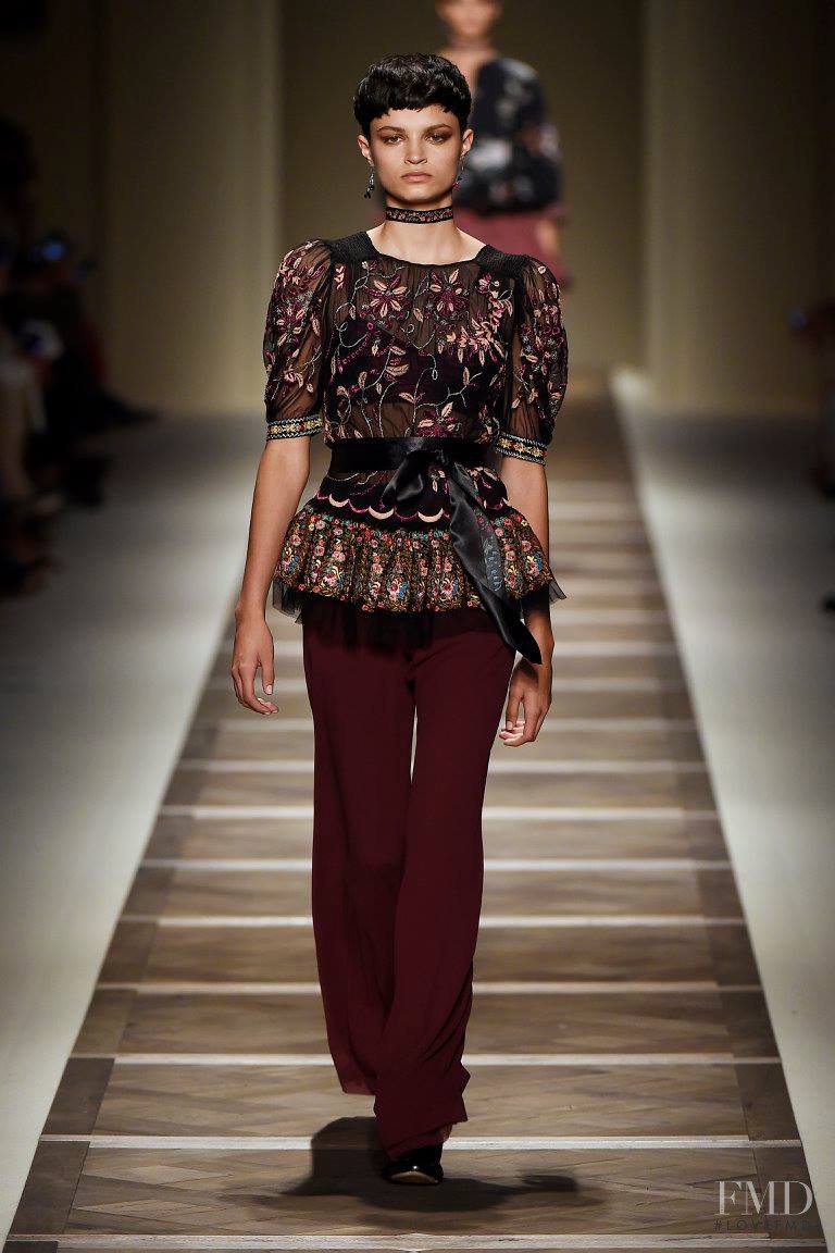 Isabella Emmack featured in  the Etro fashion show for Spring/Summer 2016