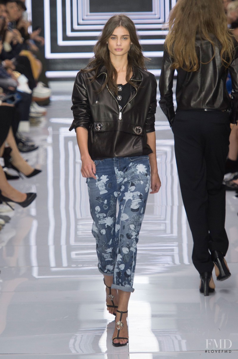 Taylor Hill featured in  the Versus fashion show for Spring/Summer 2016