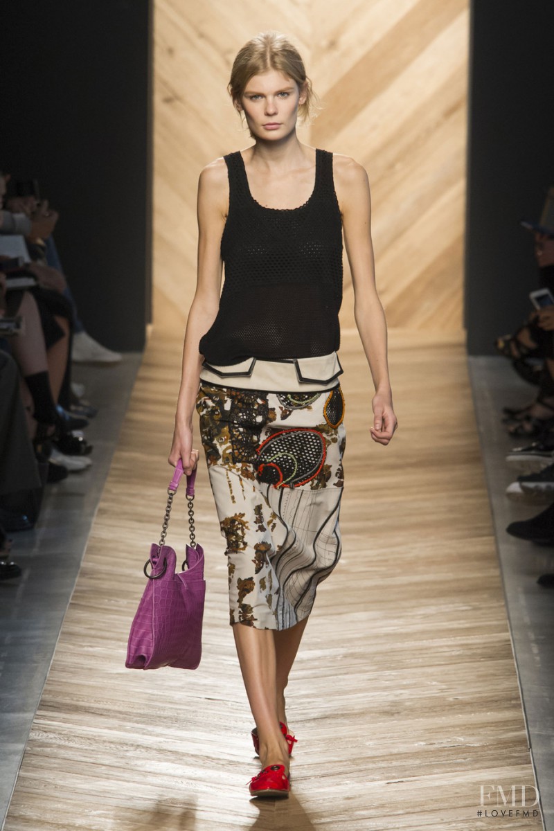 Alexandra Elizabeth Ljadov featured in  the Bottega Veneta fashion show for Spring/Summer 2016