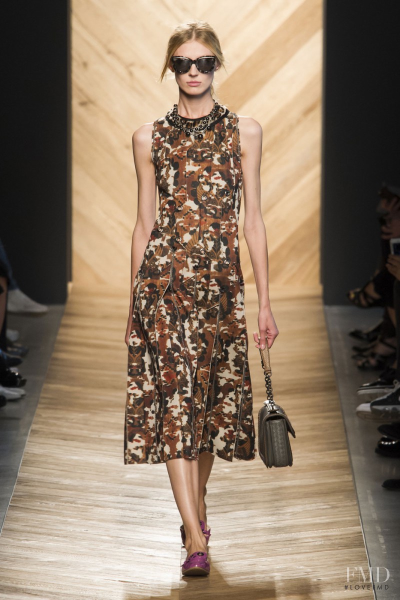 Olga Sherer featured in  the Bottega Veneta fashion show for Spring/Summer 2016