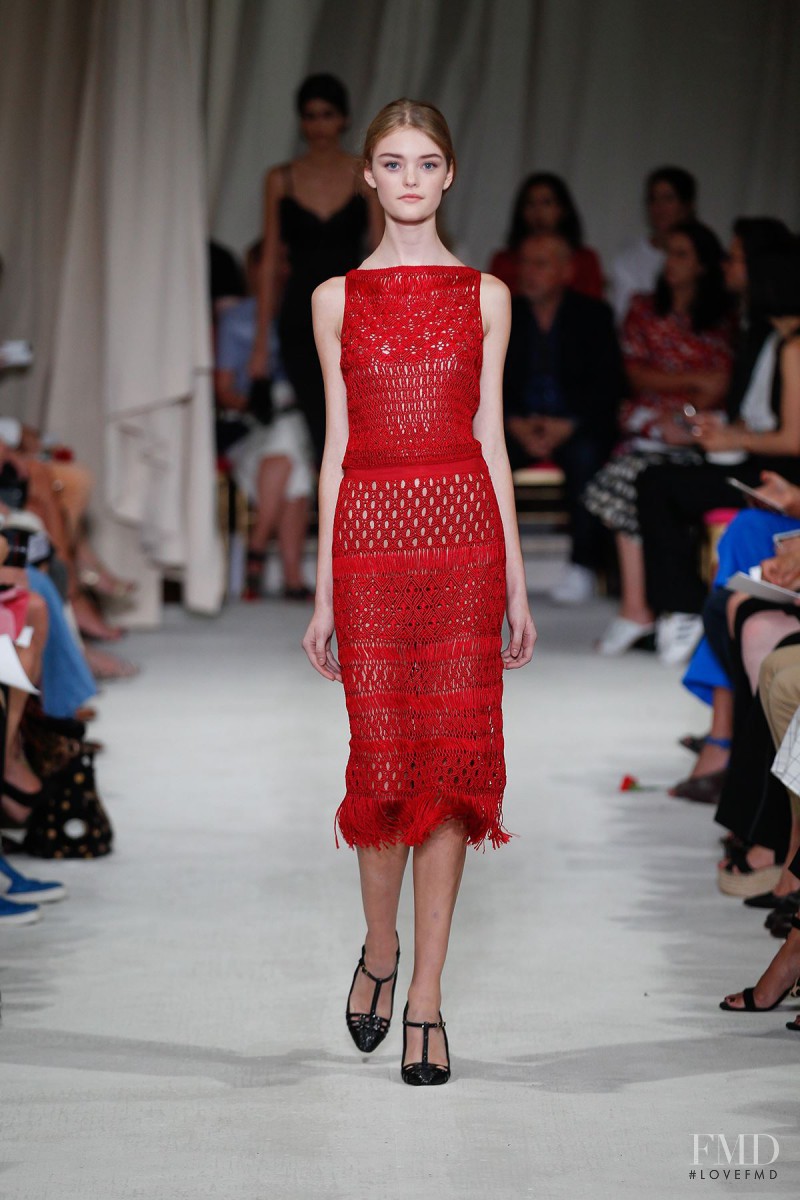 Willow Hand featured in  the Oscar de la Renta fashion show for Spring/Summer 2016