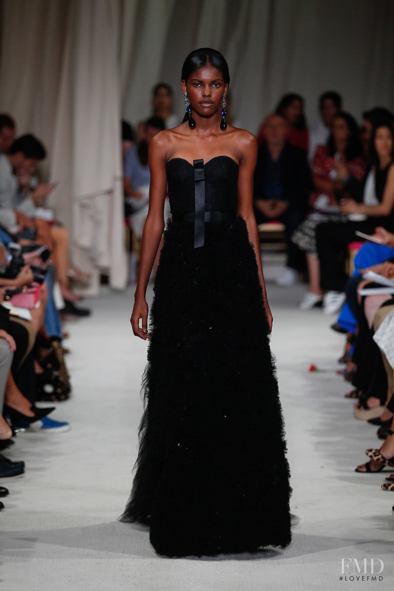 Amilna Estevão featured in  the Oscar de la Renta fashion show for Spring/Summer 2016