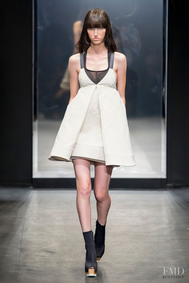 Liza Ostanina featured in  the Vera Wang fashion show for Spring/Summer 2016