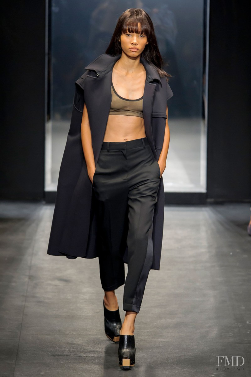 Lineisy Montero featured in  the Vera Wang fashion show for Spring/Summer 2016