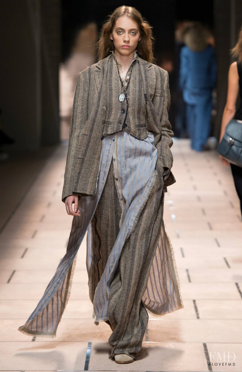 Odette Pavlova featured in  the Trussardi fashion show for Spring/Summer 2016