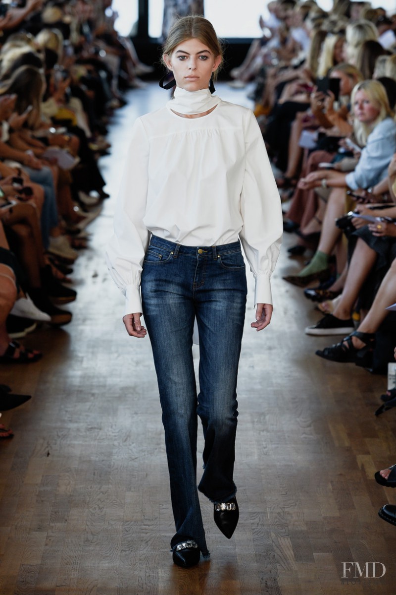 Baum und Pferdgarten fashion show for Spring/Summer 2016