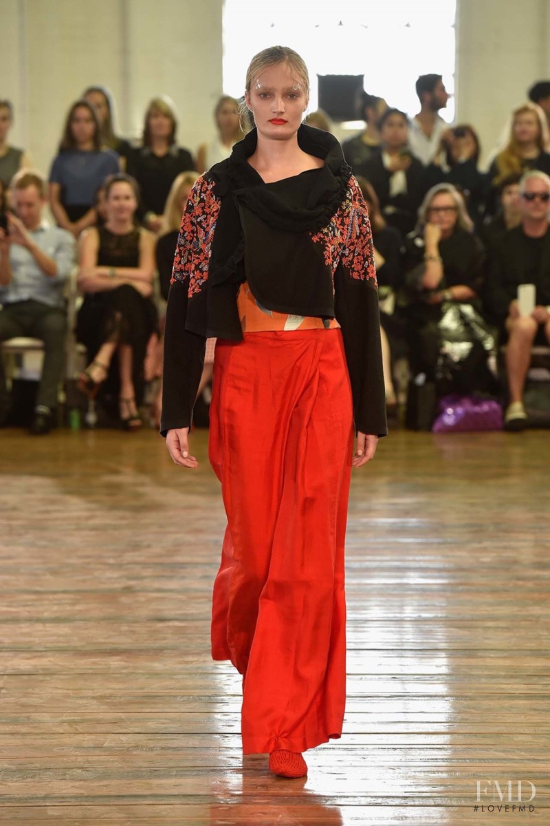 Talisa Quirk featured in  the Akira Isogawa fashion show for Spring/Summer 2015