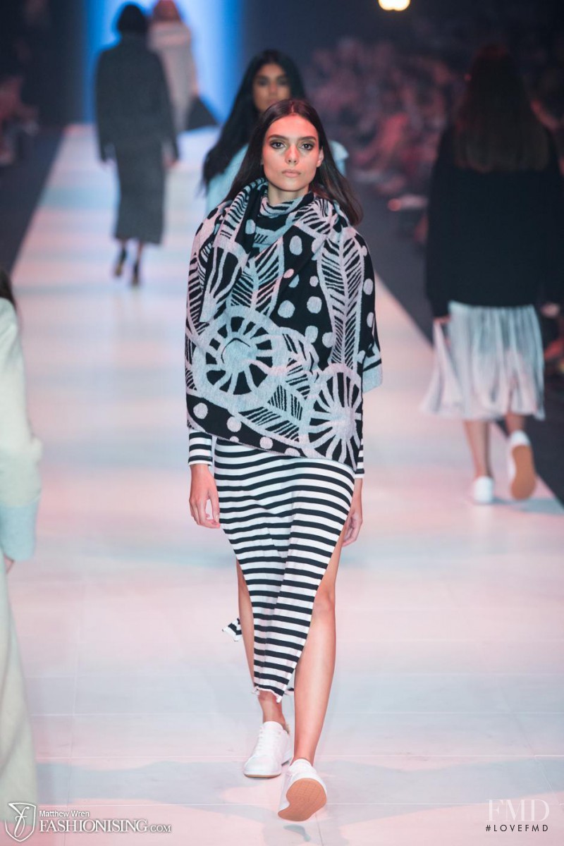 Charlee Fraser featured in  the David Jones VAMFF 2015 Opening Night: David Jones fashion show for Spring/Summer 2015