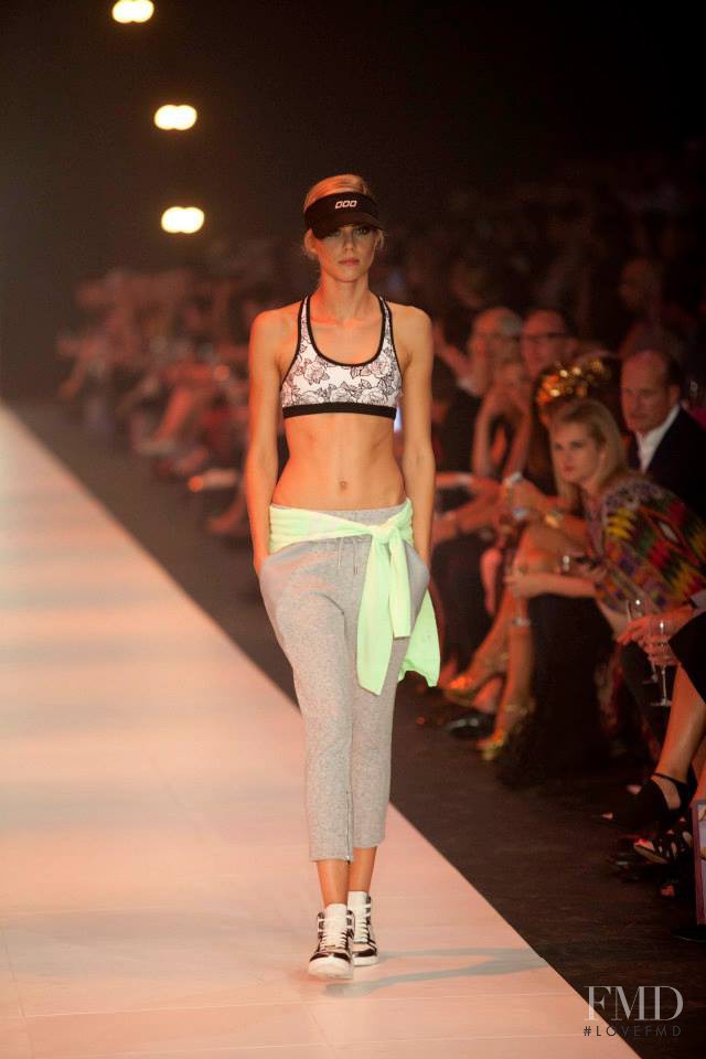 David Jones VAMFF 2015 Opening Night: David Jones fashion show for Spring/Summer 2015