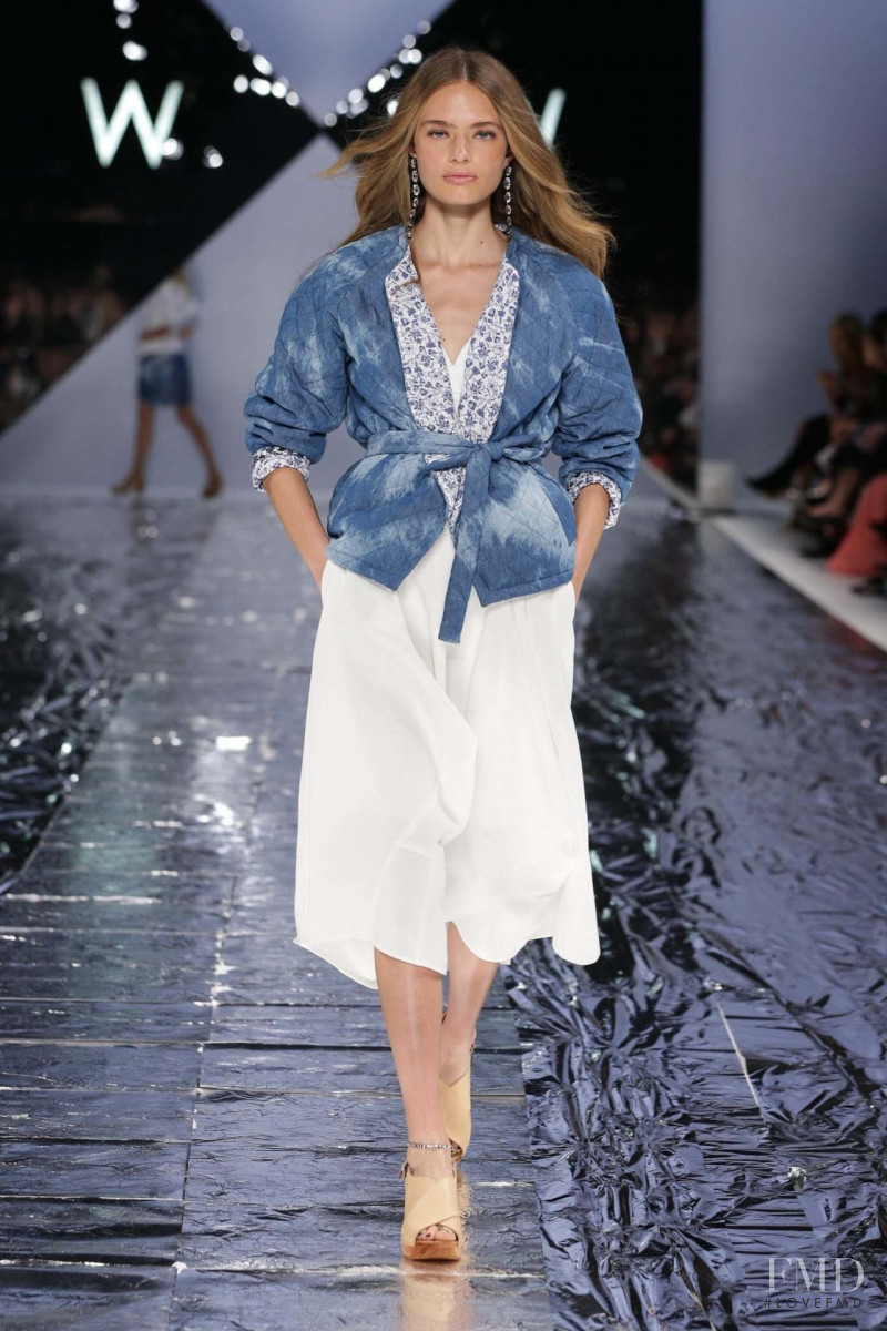 Anna Mila Guyenz featured in  the Watson x Watson fashion show for Spring/Summer 2015