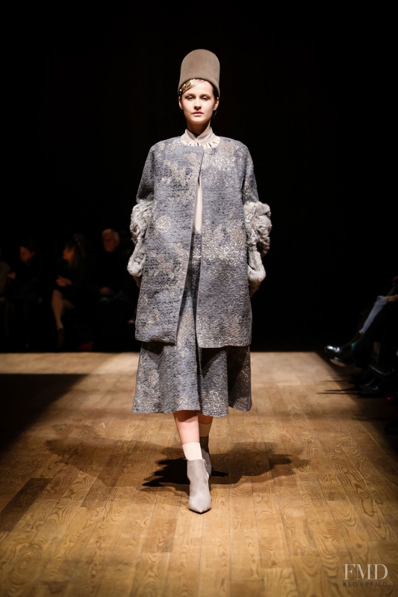 Josie Natori fashion show for Autumn/Winter 2015