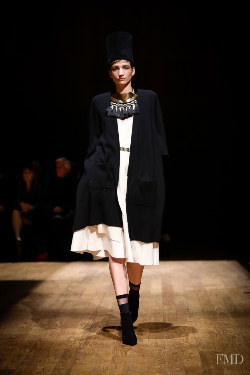 Josie Natori fashion show for Autumn/Winter 2015